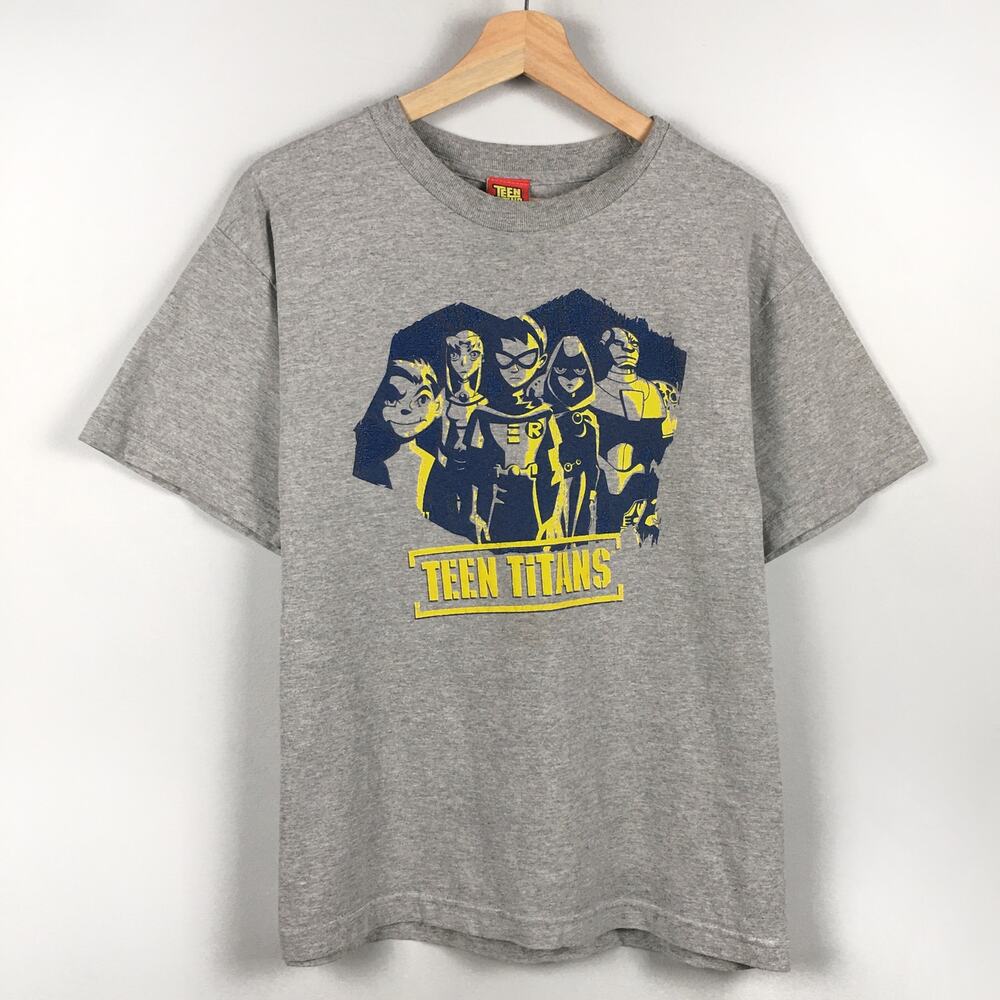 Vintage 2005 Teen Titans Graphic T Shirt Cartoon DC Comics Tee TV Movie Y2K Gray